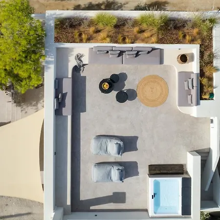 Beachfront 3br Iremia In Naxos *
