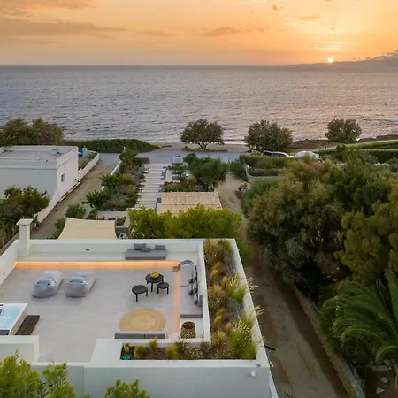 Villa Beachfront 3br Iremia In Naxos