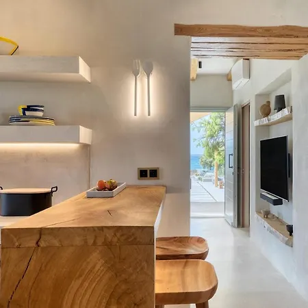 Beachfront 3br Iremia In Naxos Kastrákion