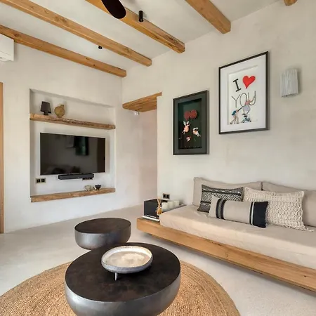 Beachfront 3br Iremia In Naxos *