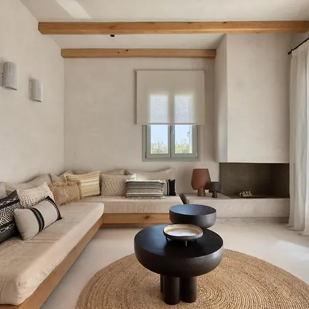 Villa Beachfront 3br Iremia In Naxos